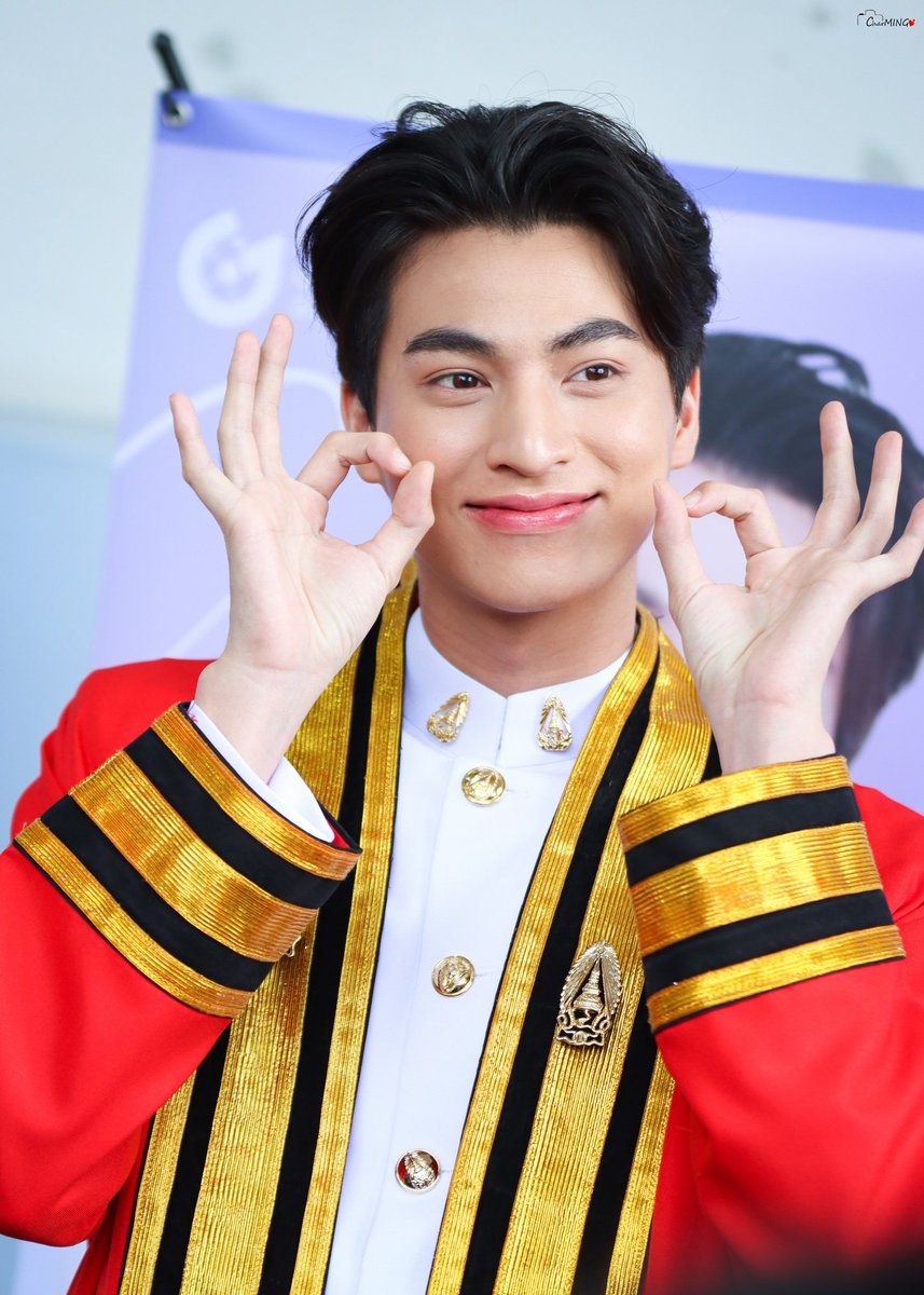 CharMING300K's tweet photo. ตาหนู  แม่จะร้องไห้ 😭😭😭
#GulfKanawut  #ลูกบอลของคุณบิ๊กกลัฟ https://t.co/7vUlPBxhuI
