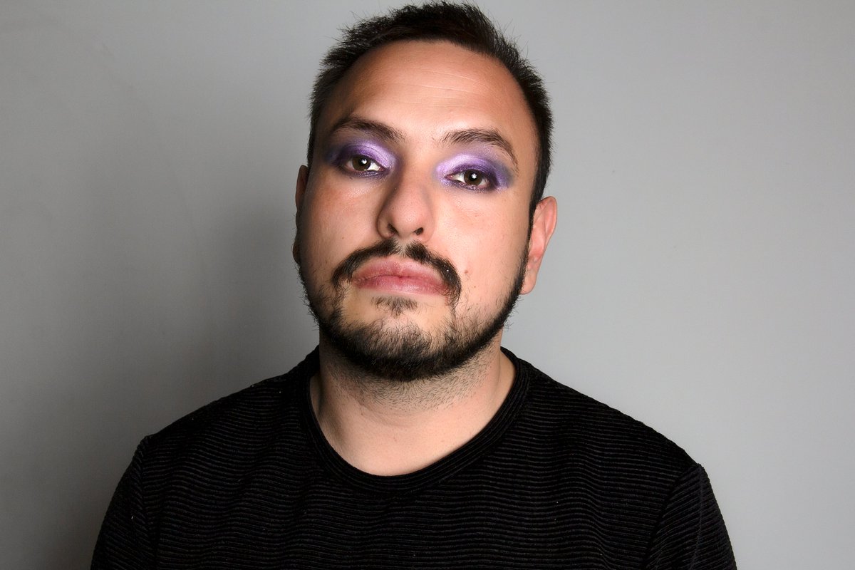 Alfonsojvenegas's tweet photo. Blue saphire, red rubi and green emerald. #makeupartist #Thebeautyblendins #Makeuptober #Color #Beard https://t.co/TC8sHCrASA
