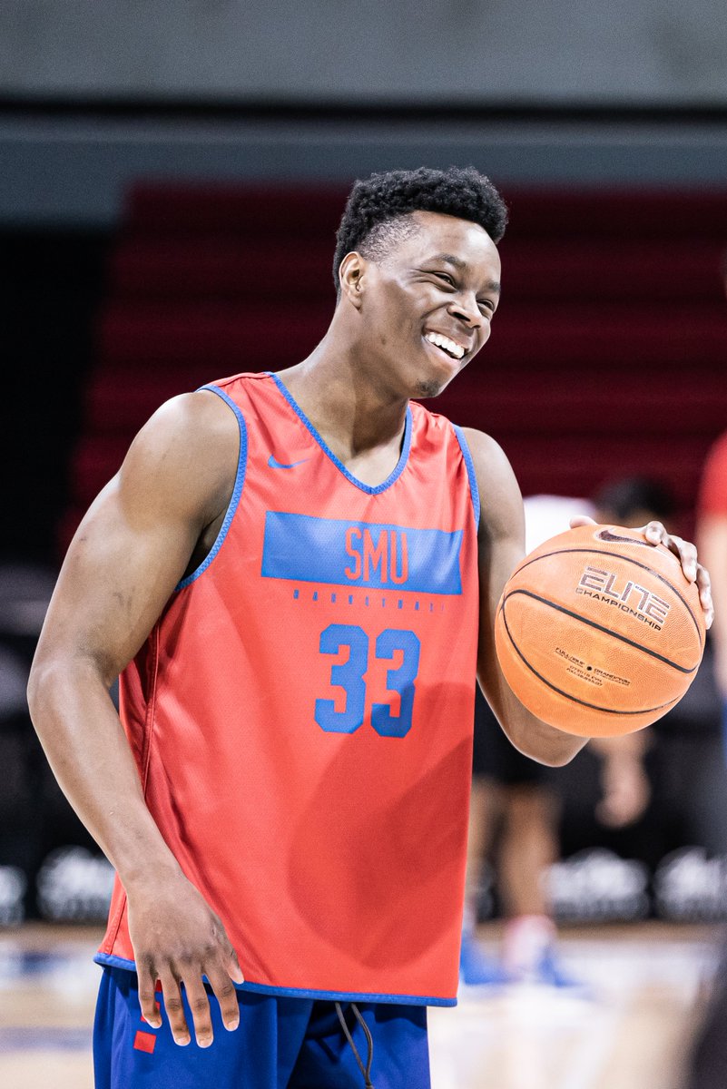 SMUBasketball's tweet photo. Best ๐ธ of @dariusmcbride24 #DMACday https://t.co/PjEXQOPFTh