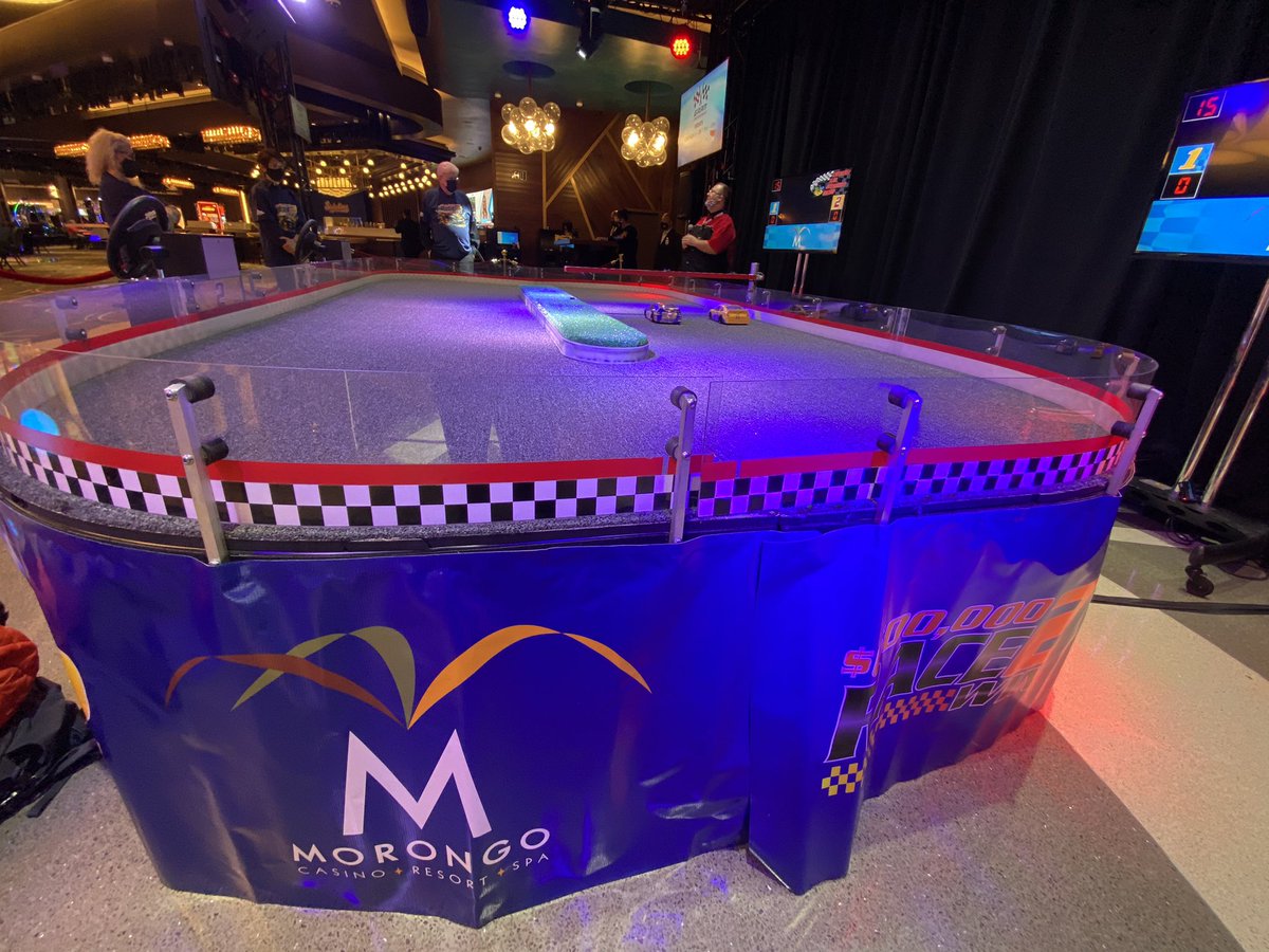 MorongoCasino's tweet photo. Big wins at Morongo every Friday until November 20th from 2PM-10PM. 6 winners will be called every hour for a chance to race and win $1000! Earn points with your #MorongoRewards card to enter π π #Race #Morongo #Friday #MorongoCasino #GoodTimes https://t.co/CGEnrDh7Tj