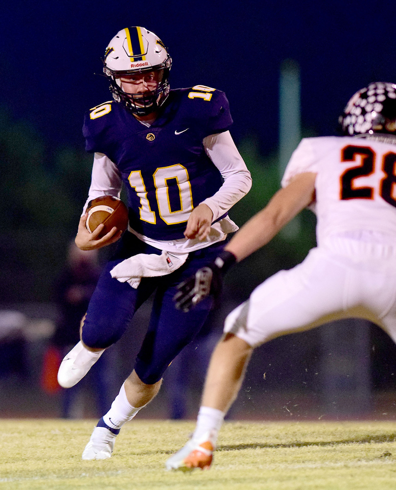 The Walker Valley Mustangs hosted the Powell Panthers in the first round of the TSSAA football playoffs on November 6, 2020.  #bestofpreps