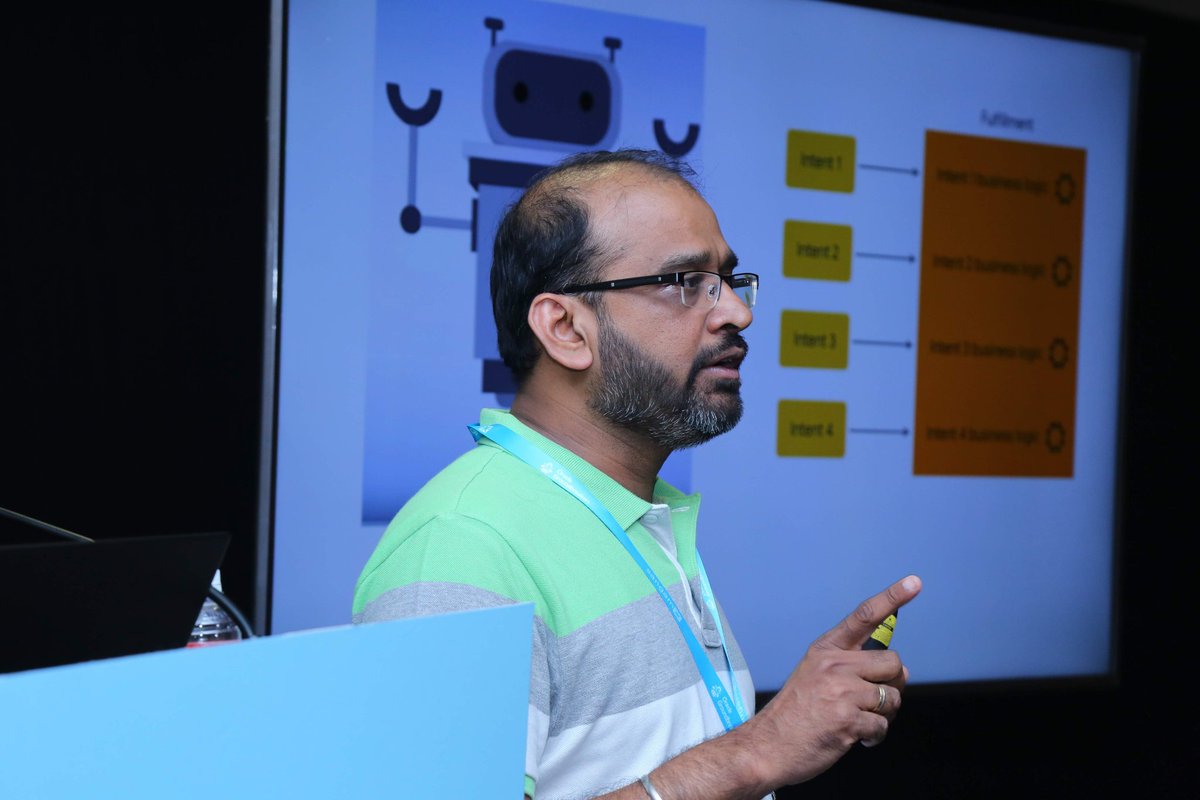 geeksinsights's tweet image. Sangam 19 memories. Amazing event and great participation from everyone.
#sangam20 #aioug #sangammemories
