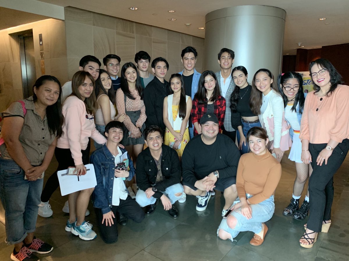 maxinejiji's tweet photo. Happy Anniversary! 💕

#HesIntoHer 💙❤️ https://t.co/0p1wGaCNsf