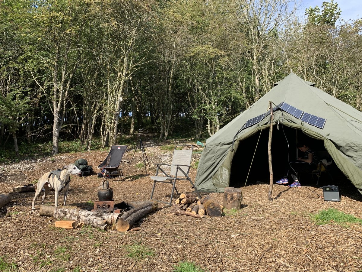 Maxoak_official's tweet photo. #Solarpanel+#Powerstation=#camping must haves for #camper
๐ท @whippetonemanandhis
#offgrid #vanlife #rvlife #travel #roadtrip #portablegenerator #power #backupgenerator #solargenerator #hiking #solarpanel #powerpal #solarpal https://t.co/Z75aS3d2w2