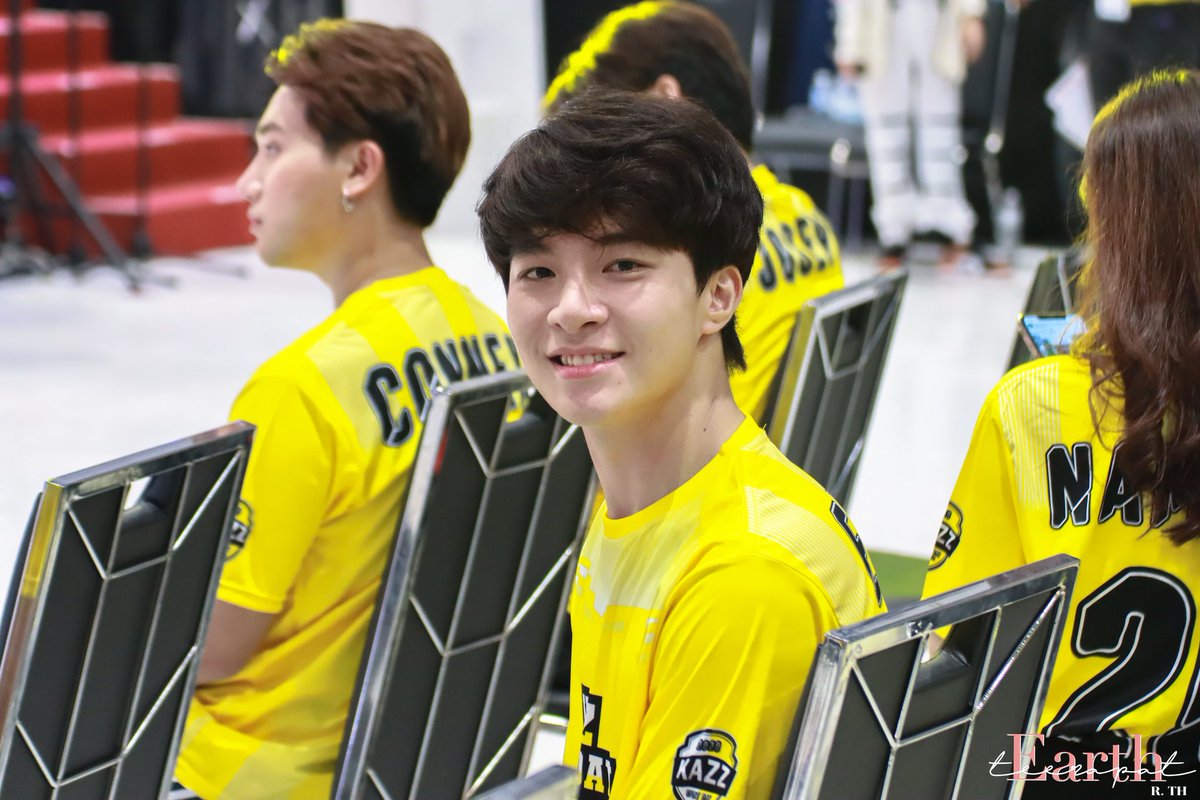 EarthOfficialTh's tweet photo. EARTH's in yellow team🏅🏅
#อะลิตเติ้ลเอิร์ธ 
#khundin 
#Earthlings
#KazzSportDay 
#KazzSportDayAllStar2020
#TeamYellow https://t.co/o1k0aWSN0s
