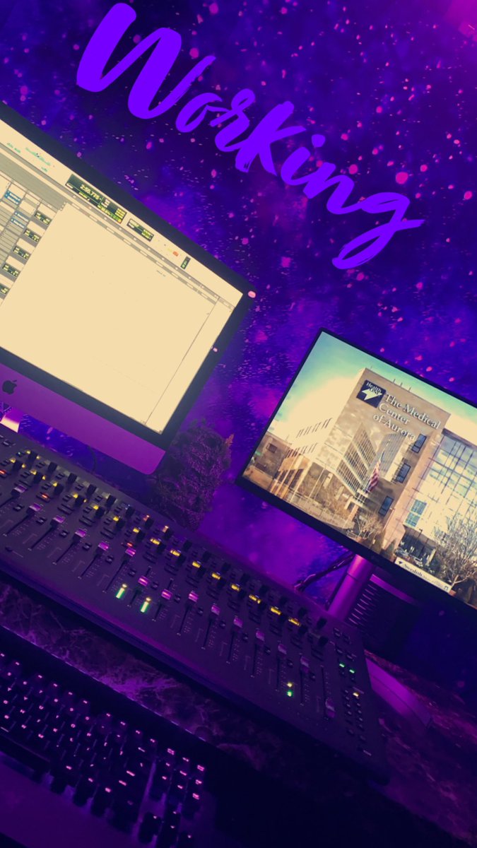 Wheres_Dank's tweet photo. #working #musicwork #studiovibes #Studio #liverecording #DANK https://t.co/dliqnD8ubW
