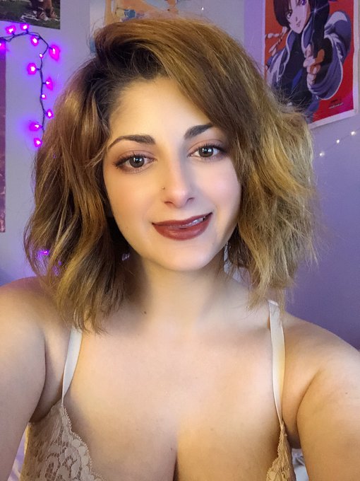 Live on #Streamate now!  https://t.co/51uCsyQmwm https://t.co/mnHgNuyADW<a href="/tag/streamate"class="tags">#Streamate</a>