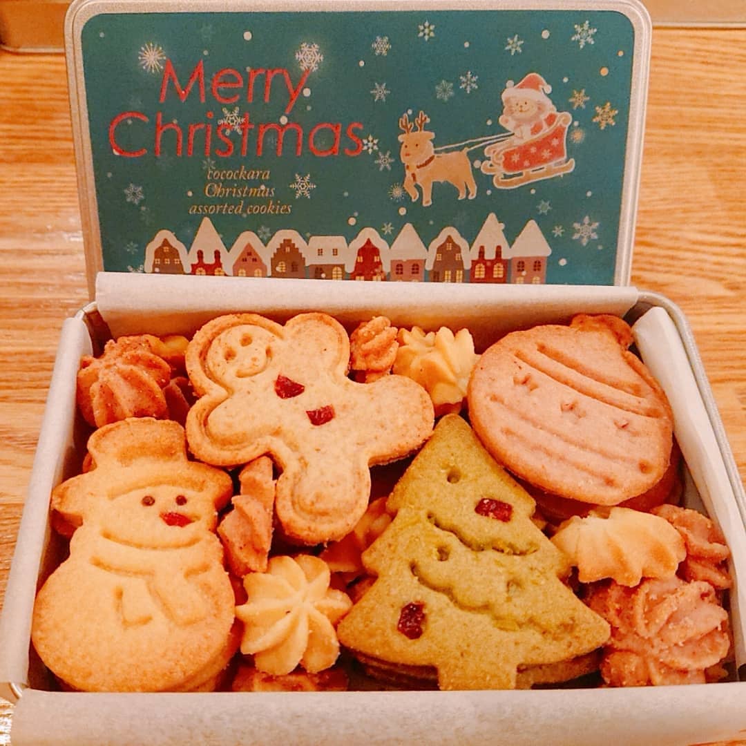 Cocokara クリスマスクッキー缶も通販にて販売開始しています 店頭ご予約も受付中 本日もテイクアウト デリバリー 焼き菓子通販よろしくお願いいたします 立川 カフェ Cocokara テイクアウト デリバリー 焼き 菓子通販 クリスマスクッキー缶 Cocokara クリスマスクッキー缶も通販にて販売開始しています 店頭ご予約も受付中 本日もテイクアウト デリバリー 焼き菓子通販よろしくお願いいたします 立川 カフェ Cocokara テイクアウト デリバリー 焼き 菓子通販 クリスマスクッキー缶