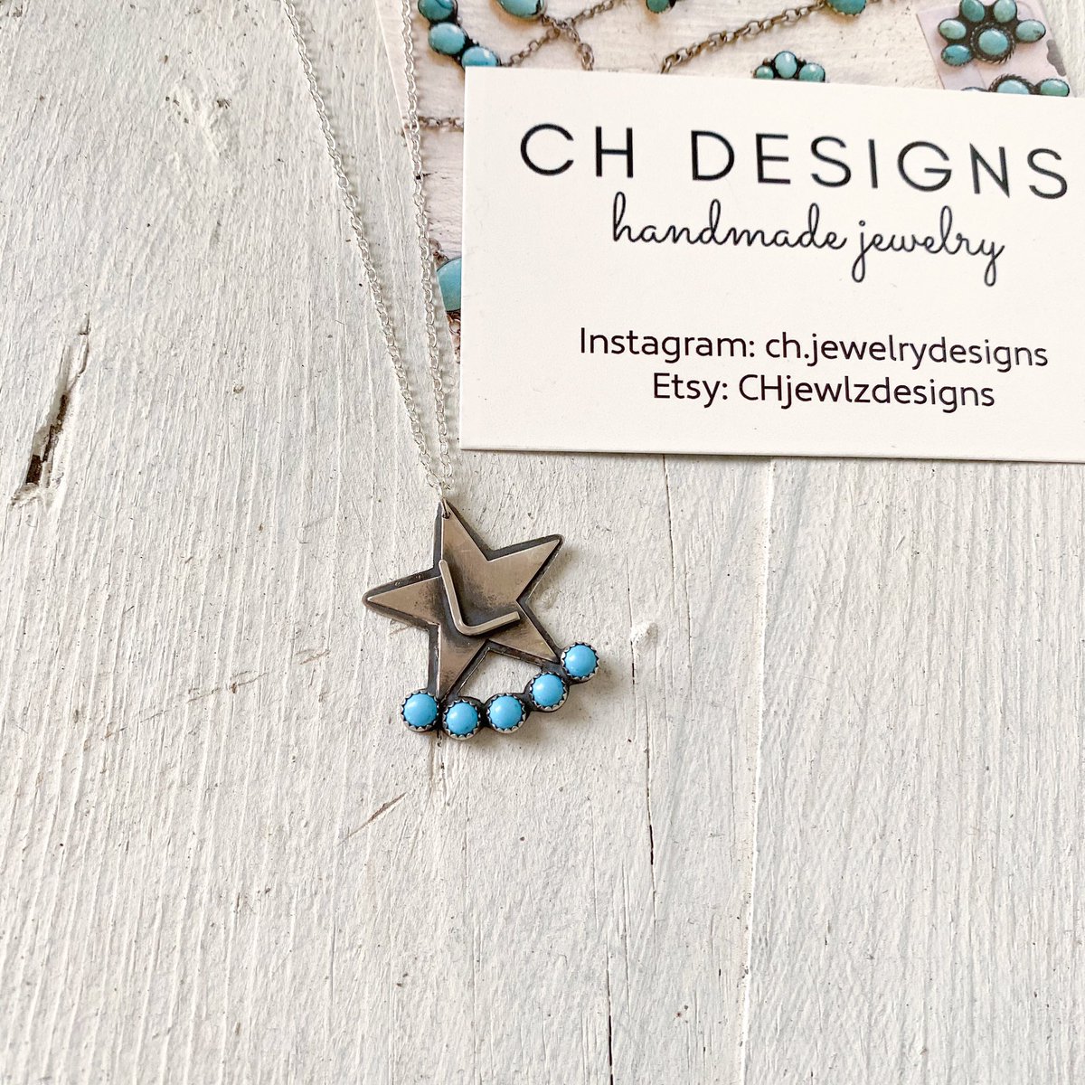 Crystalhoseaa_'s tweet photo. Just in case you forgot I make cute jewelry since I don’t post on Twitter 🌟 https://t.co/O8pG30OB1z