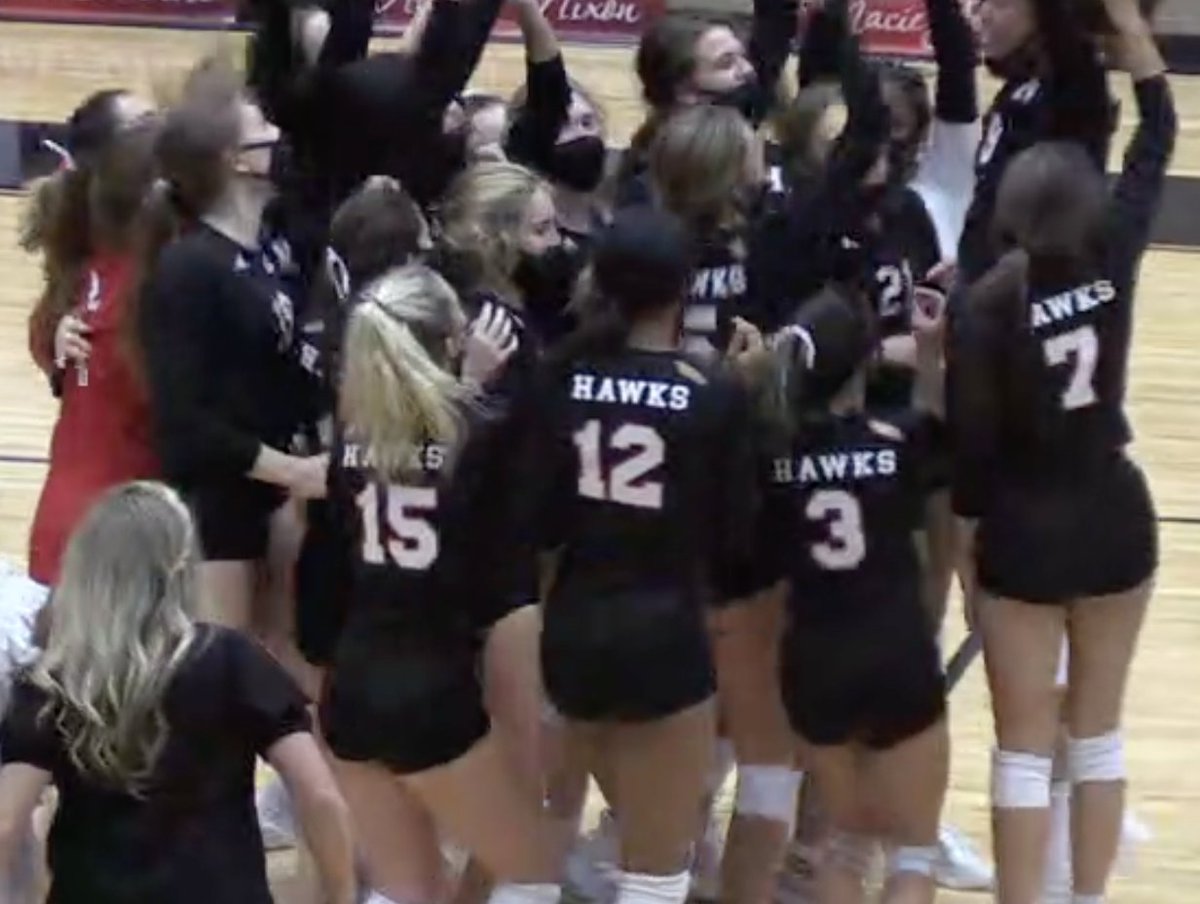RISDAthletics's tweet photo. @HEATHgetlow_ takes the second matchup of the I-30 Classic by defeating Rockwall 3-1. #WTD https://t.co/s1MWSaUEMP