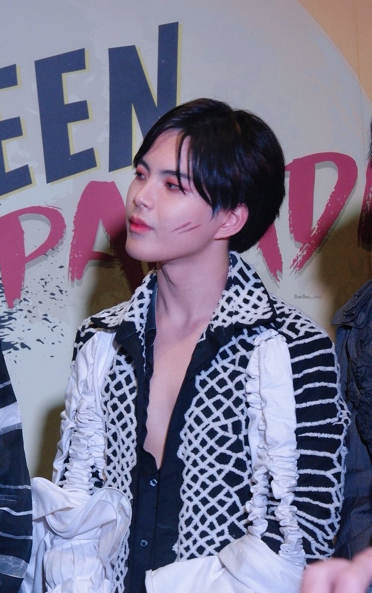 BeeBee_tsnl's tweet photo. Halloween

#U_nique
#big_unique
#idolexchange
@Focacci31393120

#เด็กดื้อที่แปลว่าน่ารัก
[ 201031 ] MBKcenter https://t.co/j5jXo9Mllb