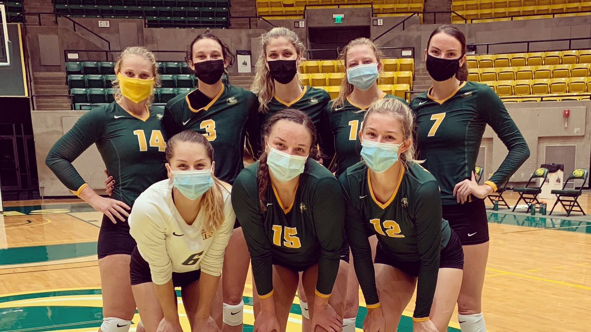 ATUvolleyball's tweet photo. GREEN TEAM WITH THE WIN! Straight sets 👏🏻 Player of the match goes to @Hayleepaladini ! https://t.co/tMJI8bypUS