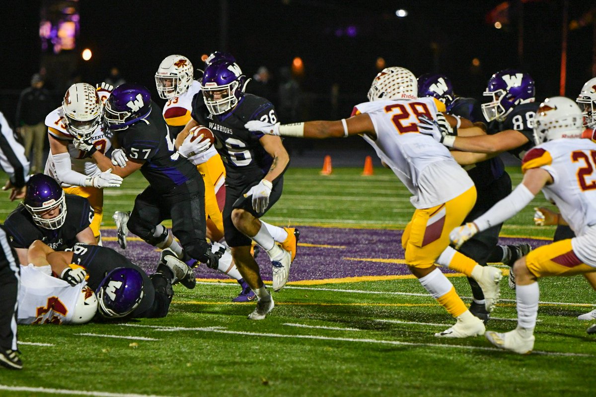 WaukeeFB's tweet photo. Scoreboard Update
Waukee 7
Ankeny 14
End of 3rd Qtr
#GoWaukee @CIML17 #local5blitz https://t.co/ZMpXcY0YlB