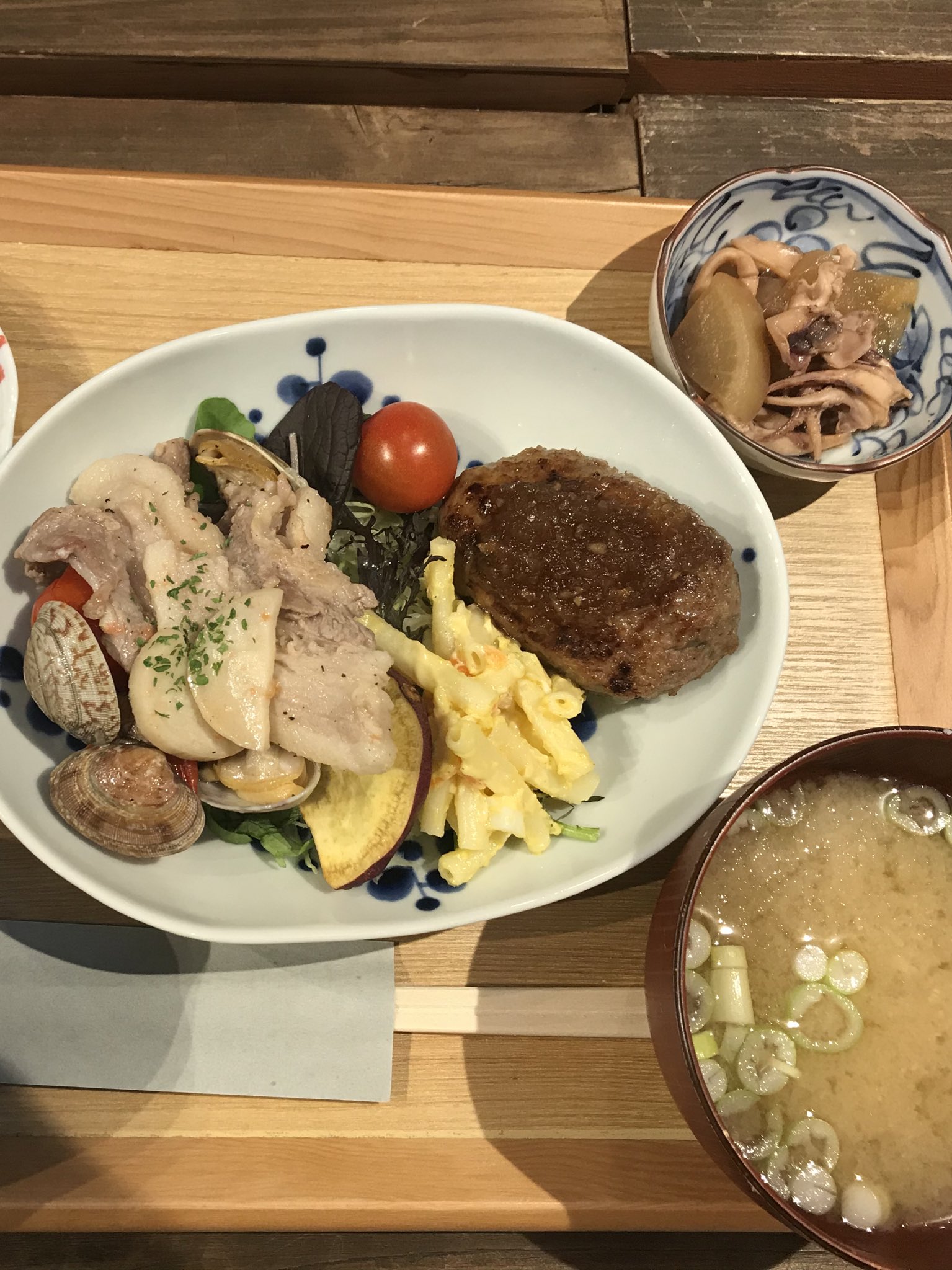 じゅごん 家族とおしゃれで美味しいランチをいただきました ベジッポ食堂 福山ランチ 福山カフェ T Co Tqi2fr2b5w Twitter