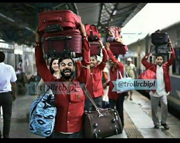 jupiterhead1's tweet photo. #ThankyouKohliThe most cutest picture of Internet today! @imVkohli 🧡.!!

#Williamson
#ThankYouKohli https://t.co/XocCwcAhjf https://t.co/5duW9B3p4N