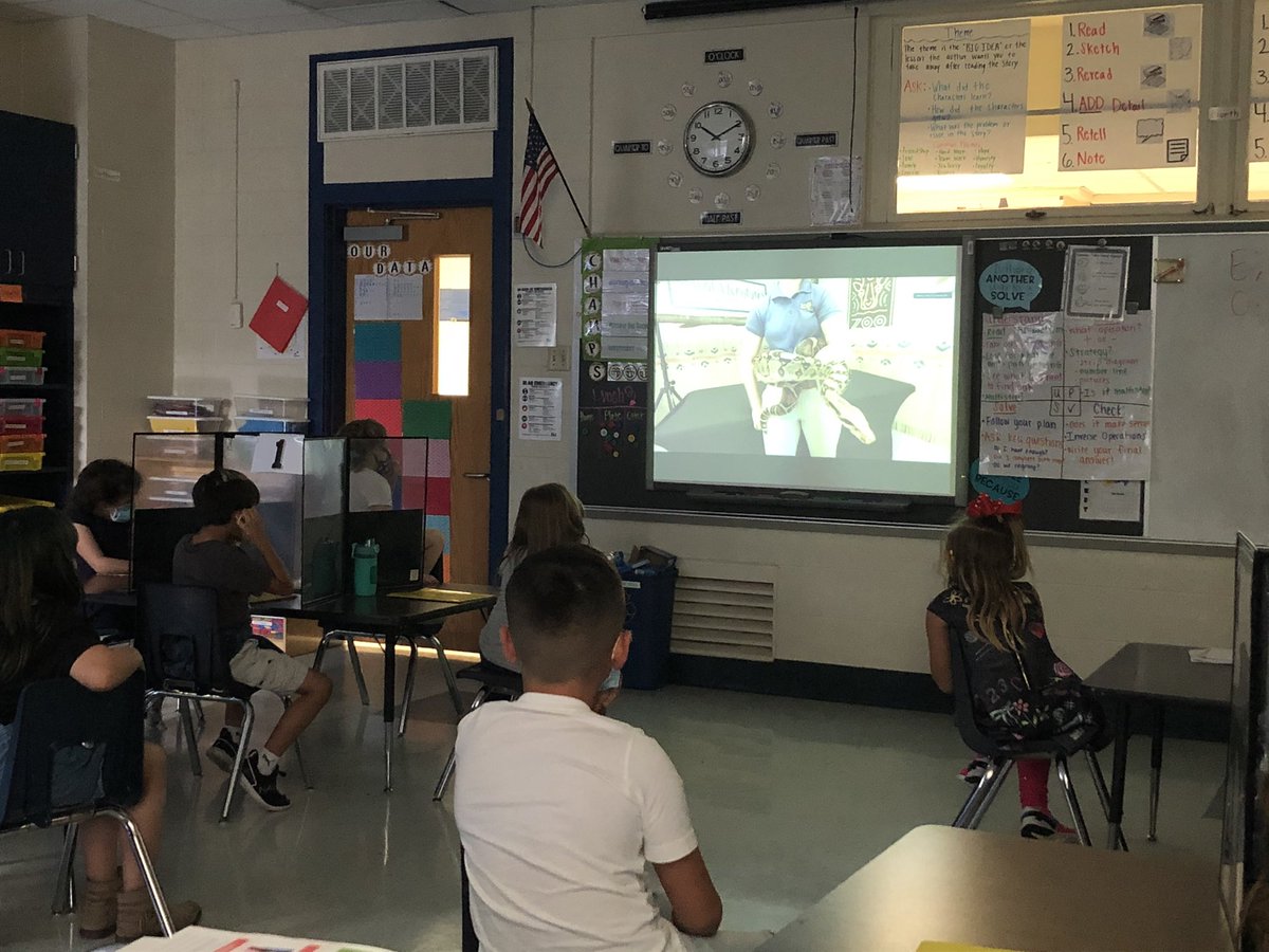 cparafinik's tweet photo. Thanks to the @DallasZoo for giving our students a fun virtual field trip! #bisdlearns #rerockets #bisd https://t.co/rjUsZKfnAR