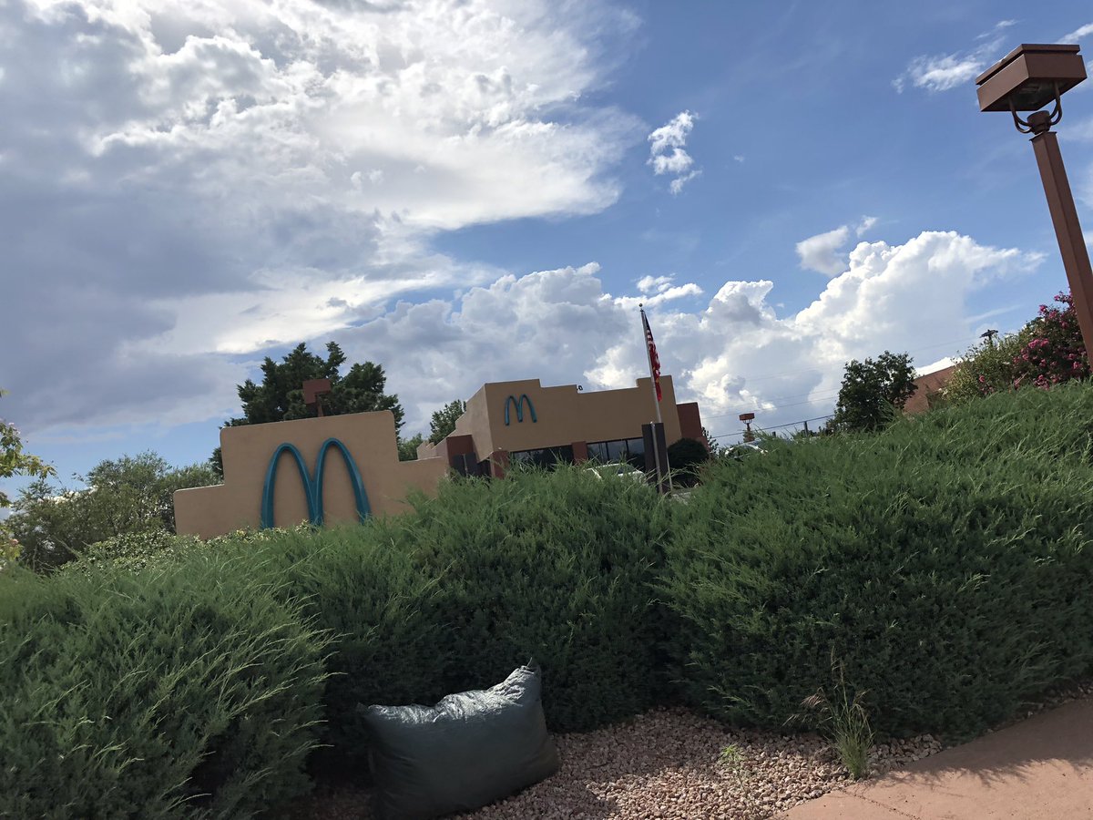 5. On the subject of McDonalds, the branch in Sedona, AZ is one of the few to have blue ‘golden’ arches. Local planners thought yellow ones would clash with the town’s red rocks. So blue was chosen as a more appropriate, complementary color.