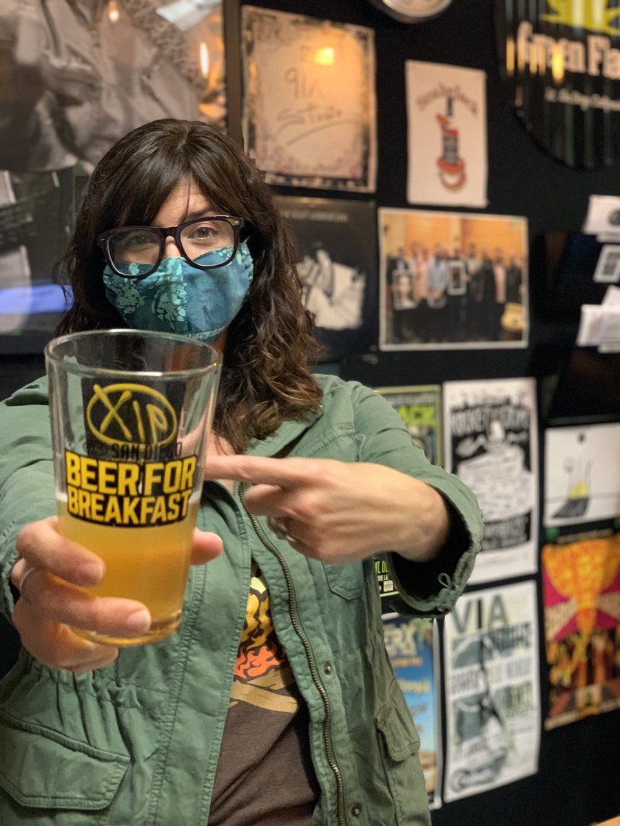 MartyInYourEar's tweet image. Rally round the family, with a rockin bunch of pals. Post your virtual toast with #SDBeerWeek #SDBW #SanDiego @planetgman @hilahil @91xZach @91xjosh @zachvanlue @91XDanielle @91XAdam @91X @thelocalpyle