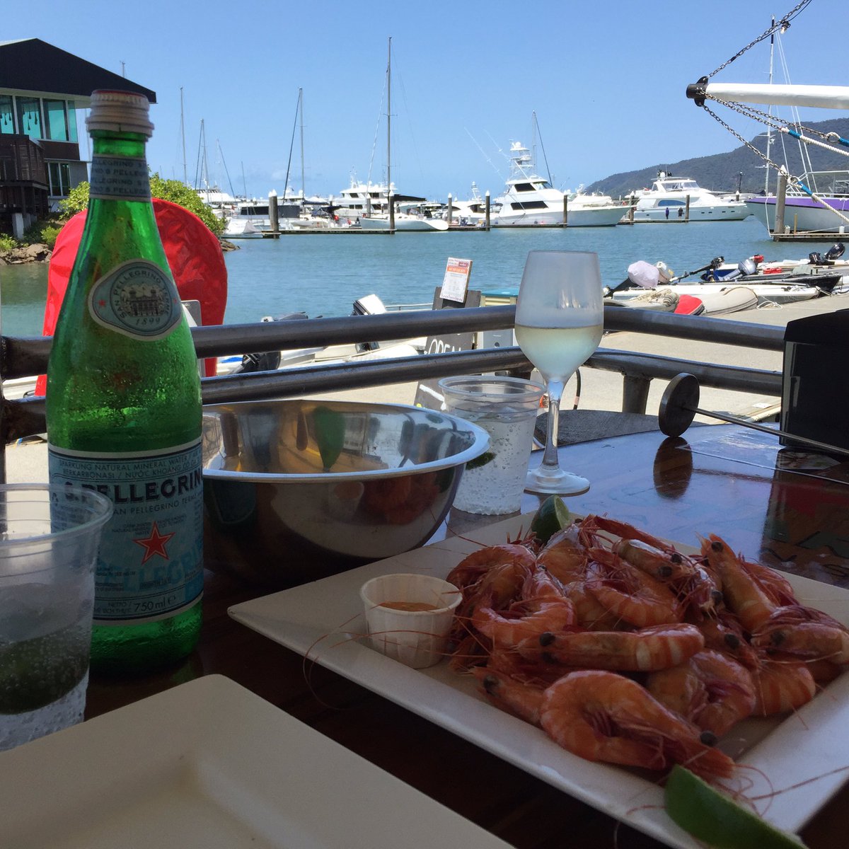 paulmcau's tweet photo. Prawn Star lunch 🦐🙂 
#Cairns #ExploreTNQ #ExploreFNQ https://t.co/CyHYslUGVK https://t.co/pNWbr6gQ78