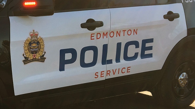 ctvedmonton's tweet photo. 11-year-old girl reportedly chased by unknown man in west Edmonton - https://t.co/WxSiGcO0wk #yeg https://t.co/UhqdyOcubS