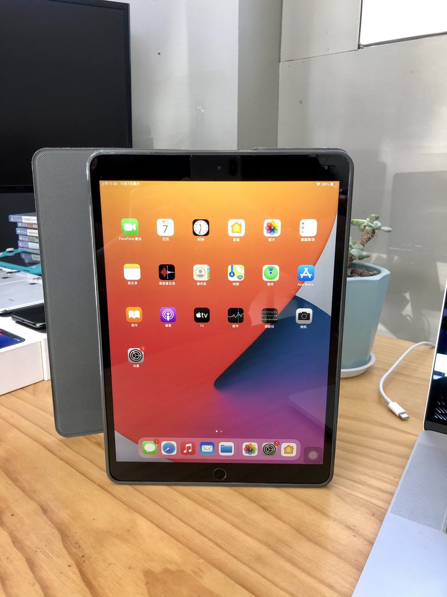 Ezfix A Twitter 推友寄修ipadpro蜂窝版 故障表现为开机重启 亮苹果不进系统重启 刷机能过 拆机排查完外配 单板开机故障依旧 鉴于该型号的ipad电源周边的电感极易虚焊 用镊子挑动 果然有2颗电感脱落 补上改良后的电感 开机直接进系统 故障修复 T Ezfix A Twitter 推友寄修ipadpro蜂窝版 故障表现为开机重启 亮苹果不进系统重启 刷机能过 拆机排查完外配 单板开机故障依旧 鉴于该型号的ipad电源周边的电感极易虚焊 用镊子挑动 果然有2颗电感脱落 补上改良后的电感 开机直接进系统 故障修复 T