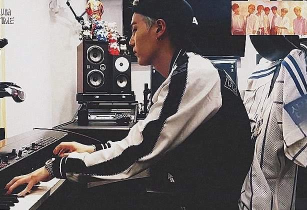 eumoirietae's tweet image. My favorite producer 🥺

#10YearsWithYoongi