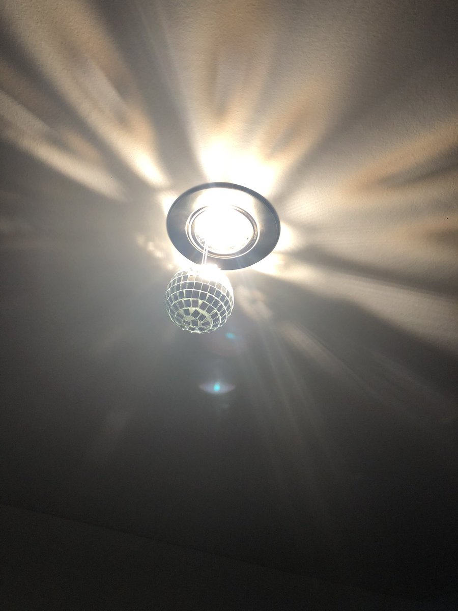 RealMattz's tweet photo. Getting #INFINITEDISCO ready.... so excited! @kylieminogue https://t.co/b6zugkeD5z