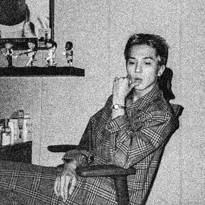 xtypemino's tweet photo. — 🎬

𓏻 ⁺ 𓊪𖠵 ᒍɪaTer 𓈒 ⊹ ˙ 𓎆 𝙈ino 𓎆 ˙ 1̸͟9̸͟93 ⊹ 𓈒 📼 𖠵𓊪 ⁺ยพท ลฟตท 𓏻 https://t.co/n7vvkSBm3L