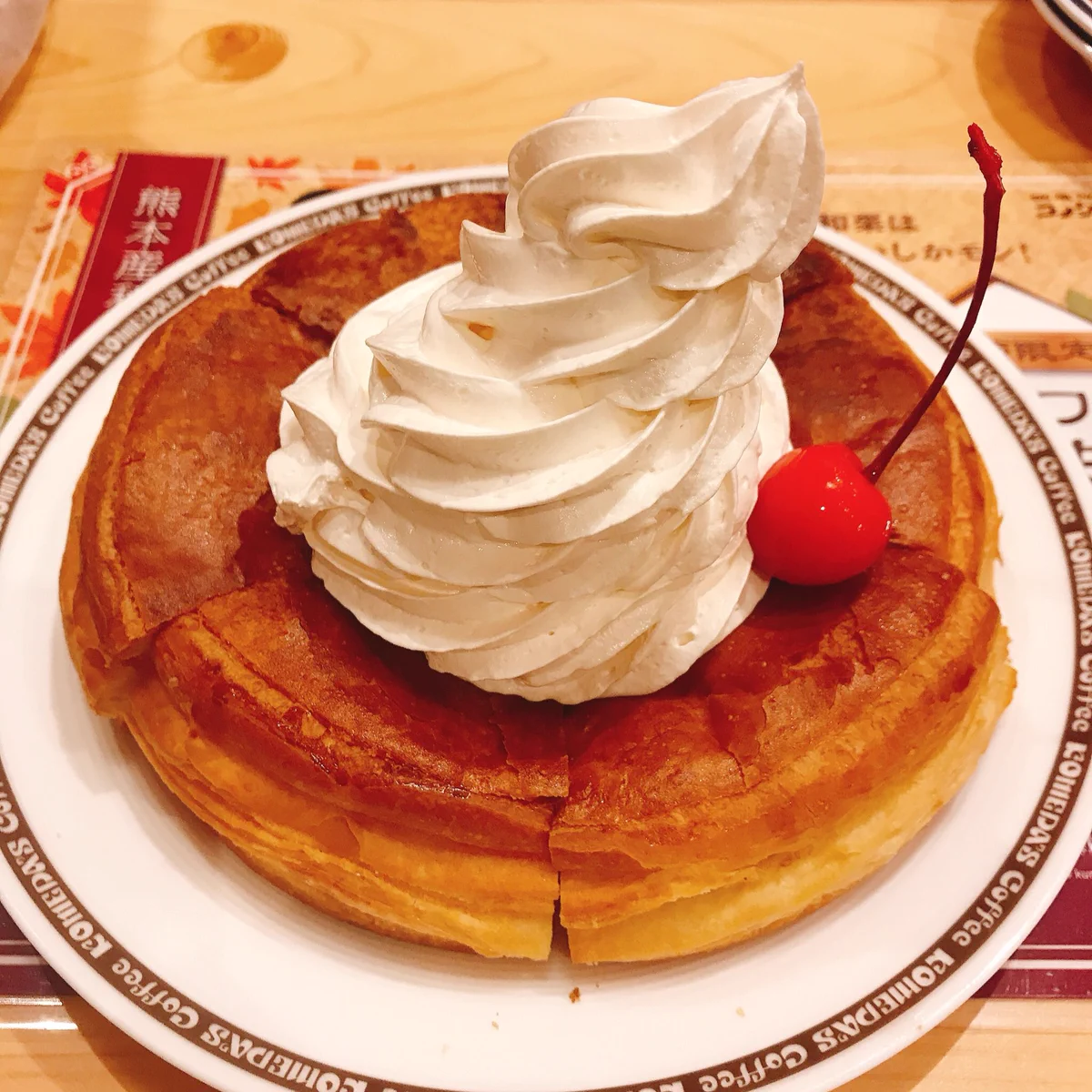 コメダ珈琲のシロノワールをいつもと違う味わいに変更する方法！よく焼きでアイスをホイップクリームに！！？