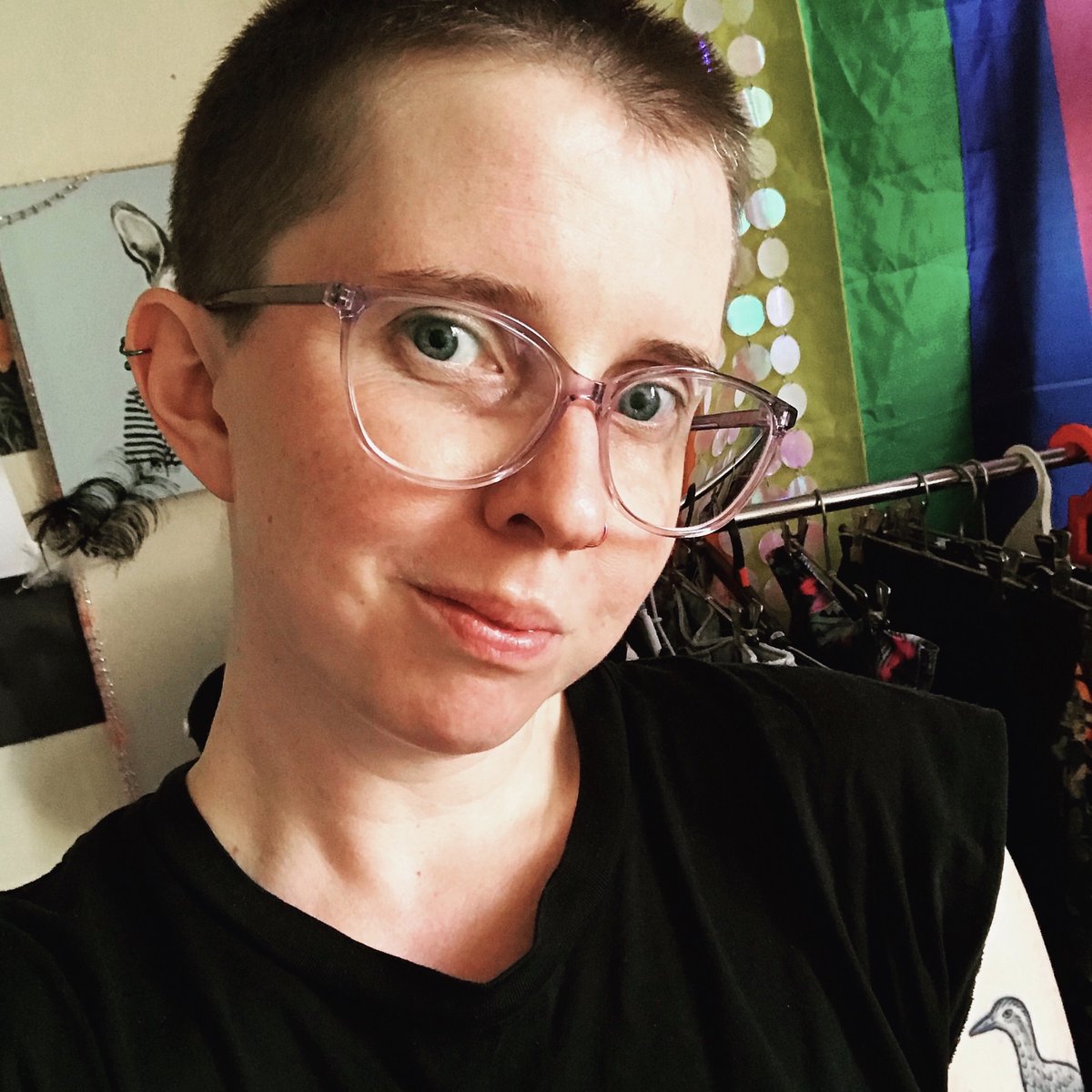 qldpoetry's tweet photo. RAE WHITE (@wings_humming) is an award-winning writer, educator &amp; the editor of @enbylife a journal for non-binary and gender diverse creatives.

Their poetry collection Milk Teeth (@UQPbooks) won the @artsqueensland Thomas Shapcott Prize.

#AvantYard: https://t.co/R6VGHJn4Tm https://t.co/l4BMVH3DjP