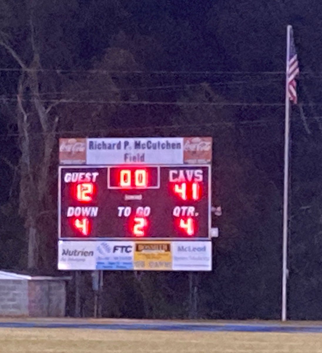 LeeAcademyFoot1's tweet photo. Cavs win first round playoff 41 - 12 play St Johns next week in semi finals at Richard P  McCutchen field https://t.co/rEoNjbfHxn
