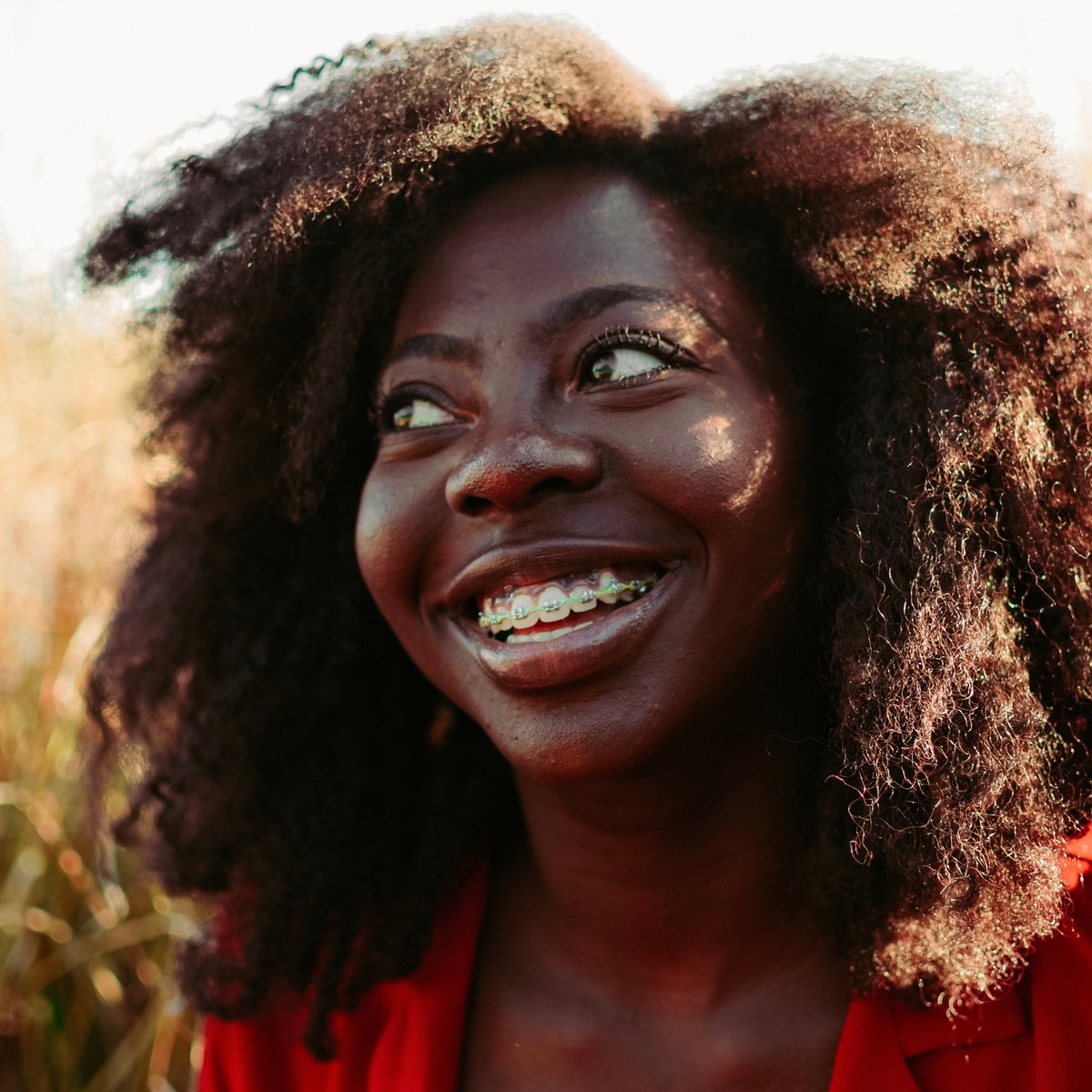 qldpoetry's tweet photo. ANISA NANDAULA is a Qld @OzPoetrySlam champ who has performed at the Sydney Opera House, Splendour in the Grass &amp; @BrisFestival. Anisa is co-founder #VoicesofColour collective, creating spaces for migrant, refugee &amp; First Nations artists.

#AvantYard: https://t.co/R6VGHJn4Tm https://t.co/OQnS3H14OB