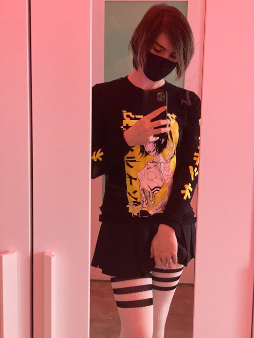 Am I ur little pogchamp? https://t.co/wyAD3IDtf1