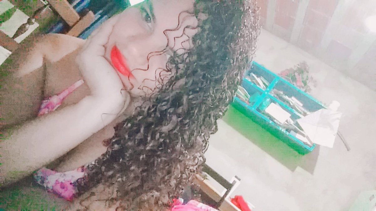 Francis51822324's tweet photo. A vida não é fácil. Estamos sempre caindo, mas o que realmente importa são quantas vezes levantamos. Quem 7 vezes cai levanta 8.#cachos #cacheonline #amor #TBT #Brasil #TuiterosActivos https://t.co/D6mtEBdJC9