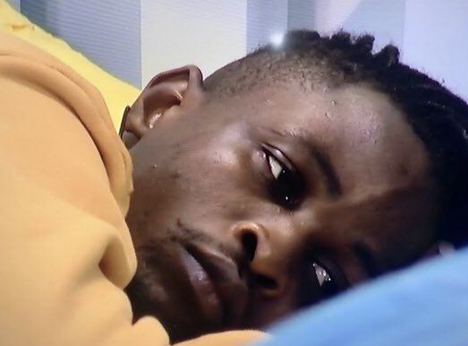 beccambewe's tweet photo. worst night ever since laycon came out of the house it's disappointing to see icons threatening to unstan him really becuz of an innocent comment π okey am tired of begging y'all even if am only icon remaining I will Stan this boy till I die I love you laycon
#PrayForLaycon https://t.co/RRuOhizDbK