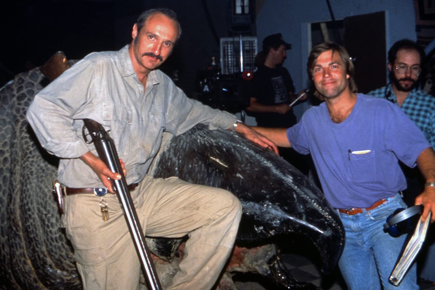 Happy Birthday to director Ron Underwood, seen here with Michael Gross on the set of TREMORS (1990). 