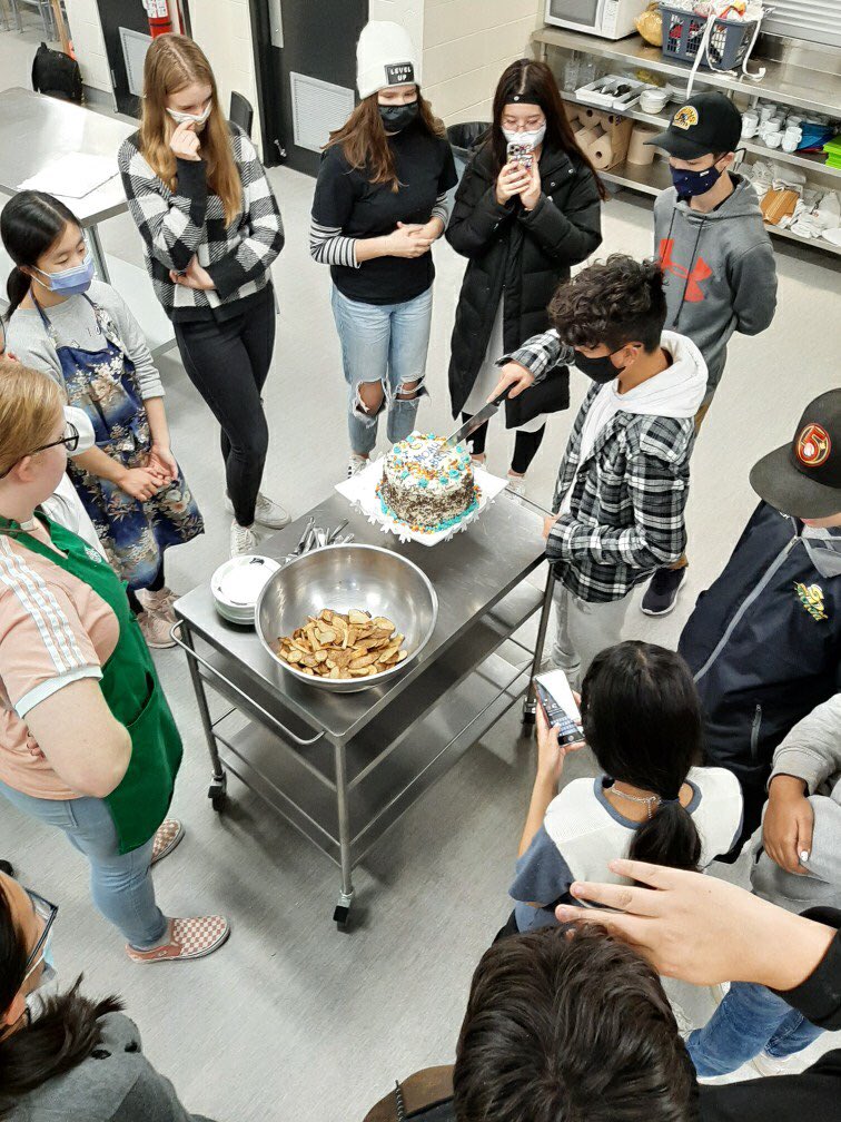 SurreyChristian's tweet photo. Foods 9 last class of Q1, shared fries & cake made together by the class. #scsfoodslab #scsSecondary #scs2020 https://t.co/eiwMpDeffg