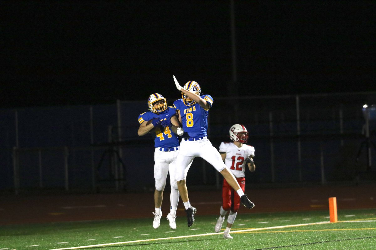 laplante71's tweet photo. Highlights from tonight's 49-21 home win for @StmaFB over Centennial. 

@StmaAd 
@davidcollins318 @jdrob1nsk1 https://t.co/O8l9UN7EZO