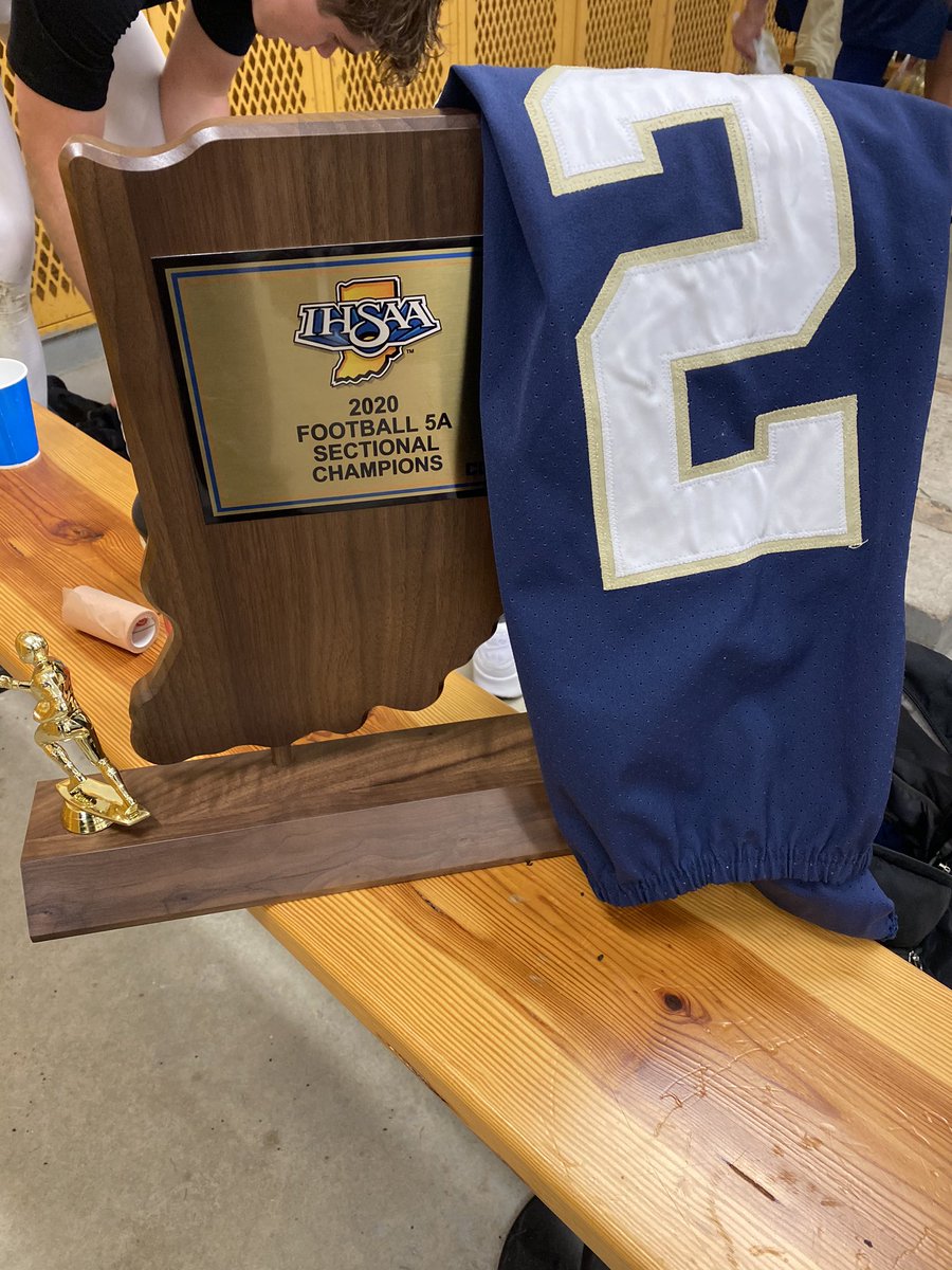 2️⃣ you’re always on our mind and in our hearts #PlayFor2