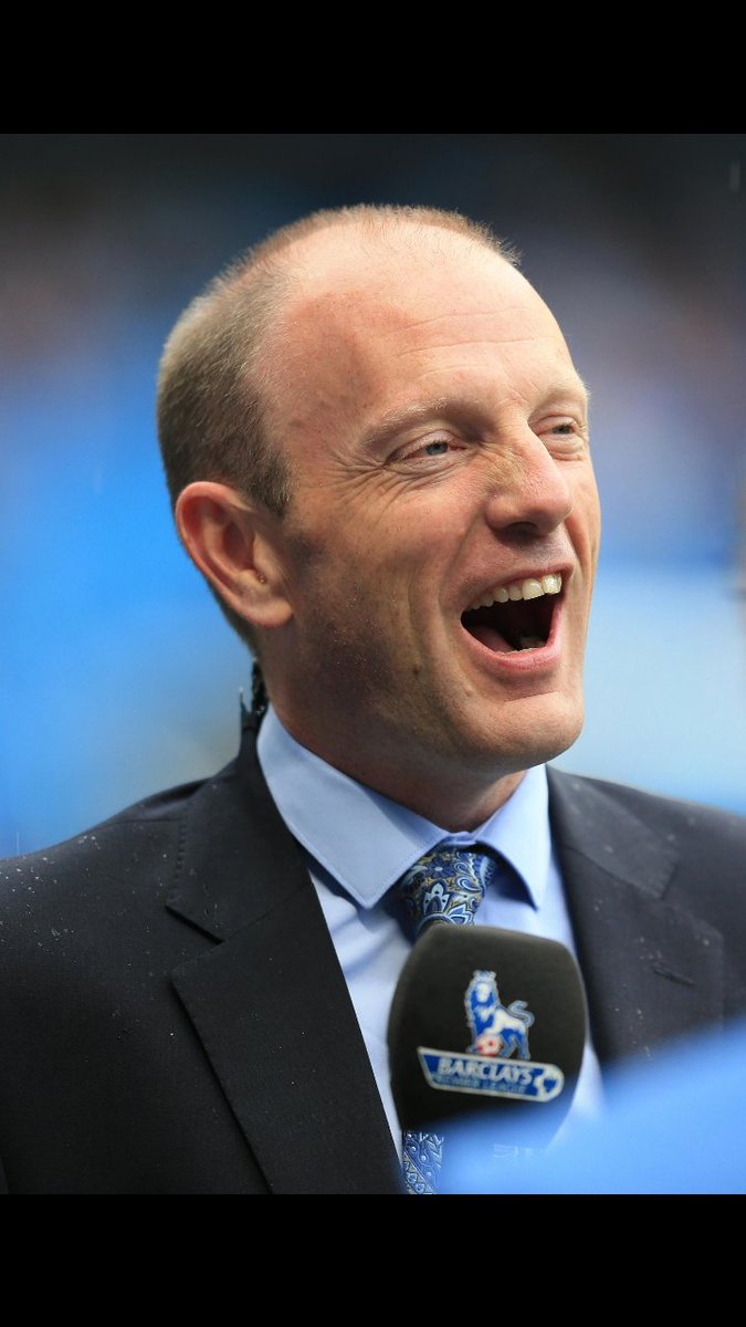 “Roma have risen from their ruins! Manolas, the Greek God in Rome. The unthinkable unfolds before our eyes! This was not meant to happen, this could not happen, this is happening!”“Beyond reason! Beyond Roman reality! And in the end, beyond Barcelona. 