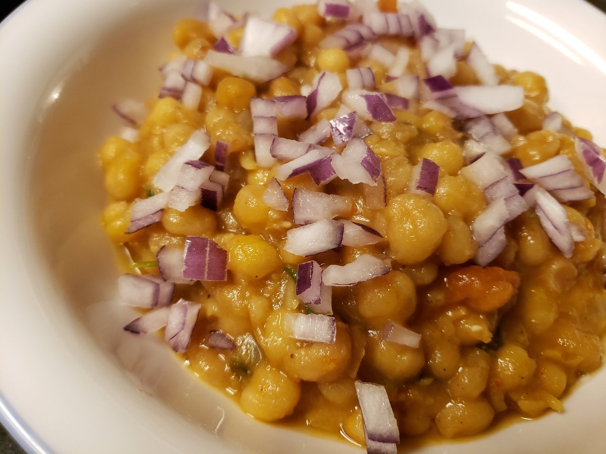 umamithun's tweet image. White peas masala #FridayNight #FridayCooking