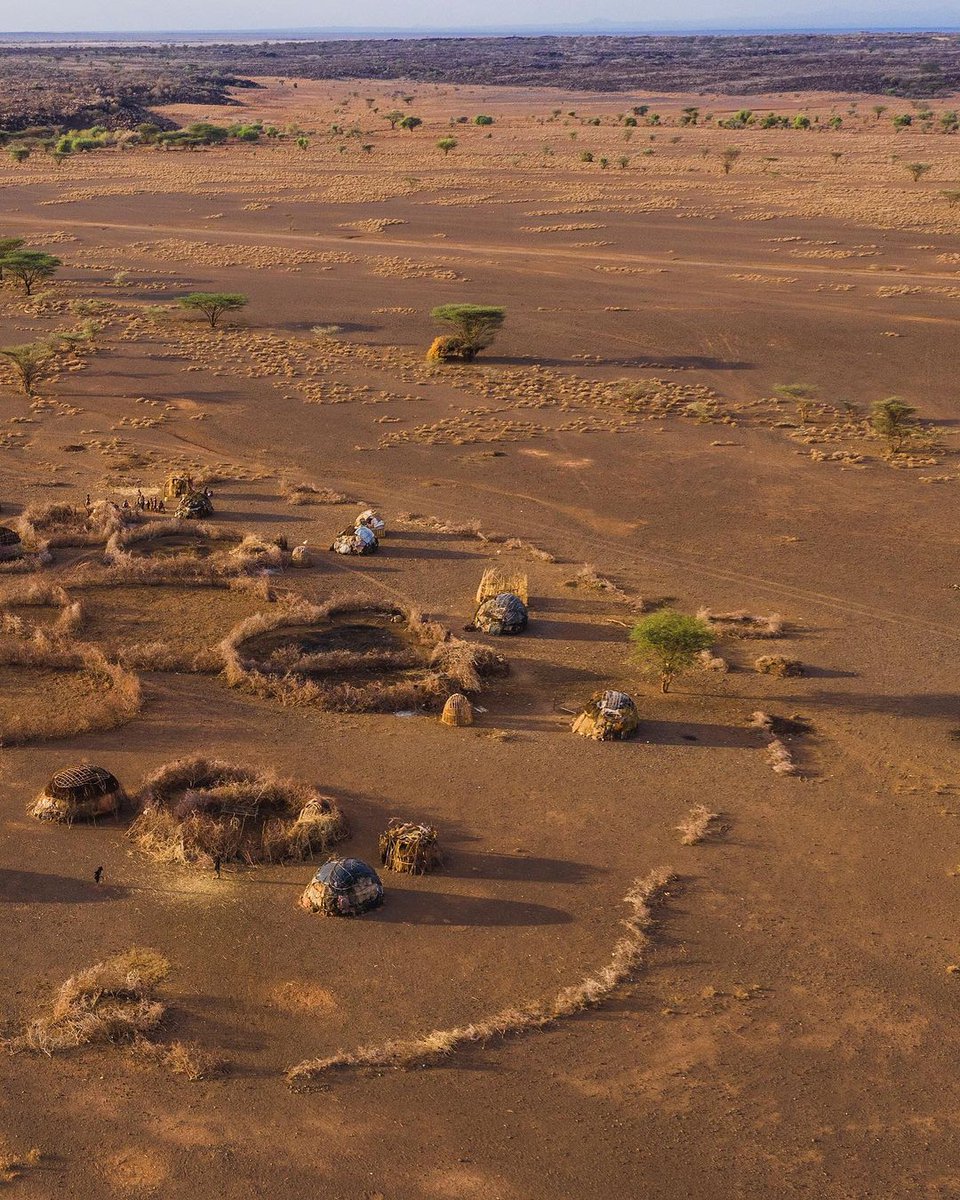 Rendille community on the edge of the Chalbi desert in northern Kenya. Photo by <a href="/bobbyneptune/">Bobby Neptune</a>