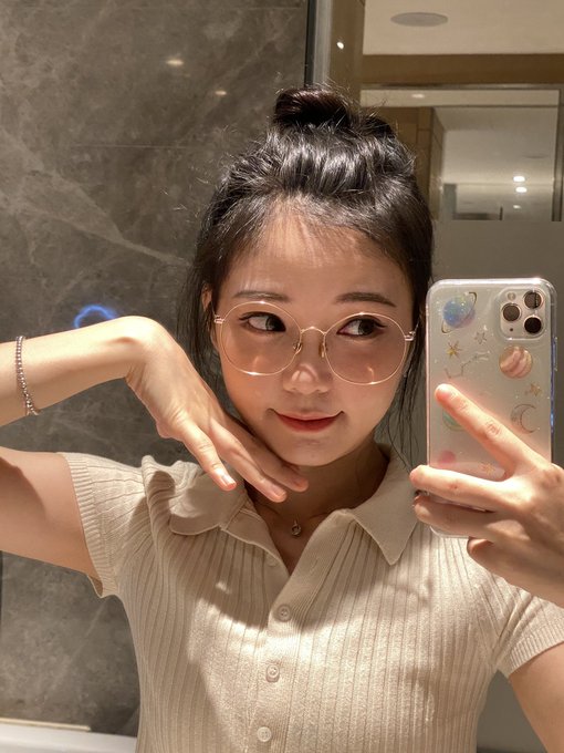 Twitterのコスプレ画像38