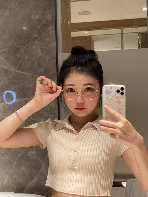 Twitterのコスプレ画像43