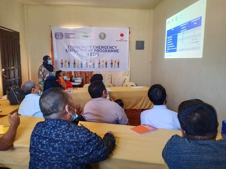 MinistryLabor's tweet photo. Community Emergency Employment Program (CEEP) Orientation of Team Leaders and Site Supervisors @ MASIU, LANAO DEL SUR.
#SErbisyongMAnggagawa #ILOJAPAN
コミュニティ緊急雇用プログラム（CEEP）チームリーダーとサイトスーパーバイザーのオリエンテーション@ MASIU、LANAO DEL SUR https://t.co/MS7bMDE1ap