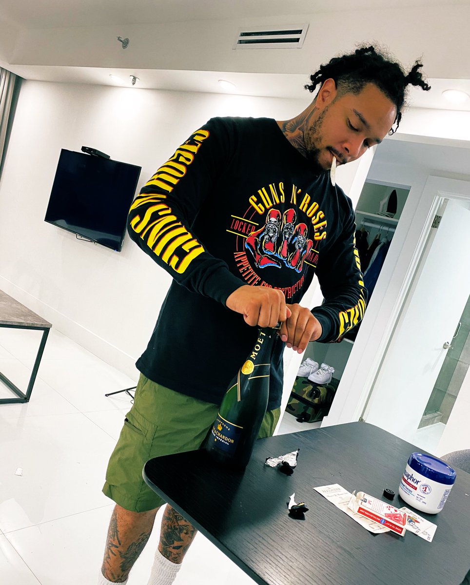 richoffink's tweet photo. #RichDay 😈🤾🏼‍♂️🎂 https://t.co/jBeusBLhLb