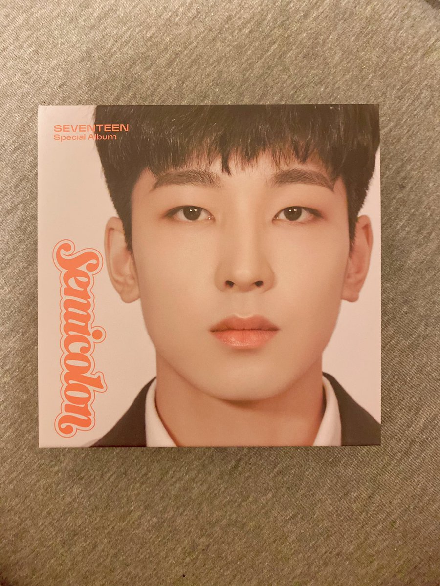 GoldenJK22's tweet photo. My #SEVENTEEN #SEMICOLON Album just arrived!!!😭❤️ I got Wonwoo on my cover😍😍😍 https://t.co/oITzxF2hxX