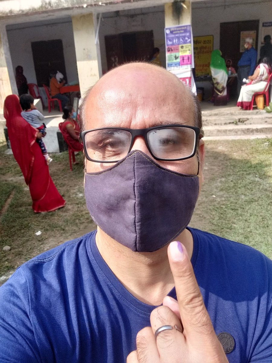 ranjeetM13's tweet photo. Hail democracy!

Had the opportunity to cast vote in my constituency after a really long time. 

Great arrangements by @dmpurnea @rahulias6 @purnea_sveep.

#BiharPolls #Bihar #BiharAssemblyElections2020 #purnea https://t.co/mekkOJOJx3