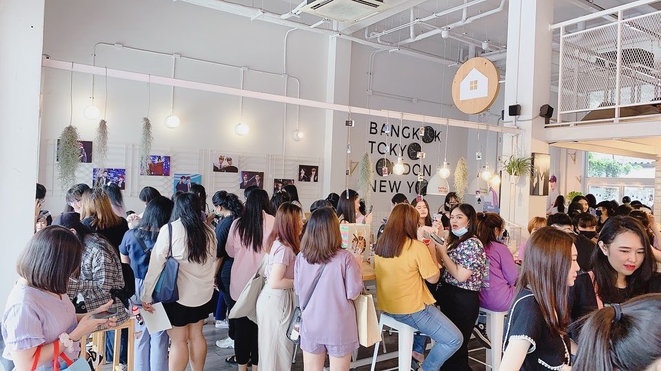 movylodge's tweet photo. มากันเยอะๆน้��� ม่วงเหลือง 💜💛

=͟͟͞͞♡ #DestinyinNovember #nielong 

➪ 🗓Date : 7 Nov 2020
➪ 📍Location : Movylodge

♥︎ NielOng ♥︎ https://t.co/7hEQnh7chs