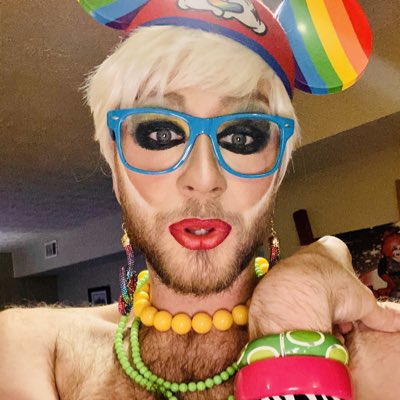 MarcellaRedd's tweet photo. #NewProfilePic https://t.co/RleWBTHwJB